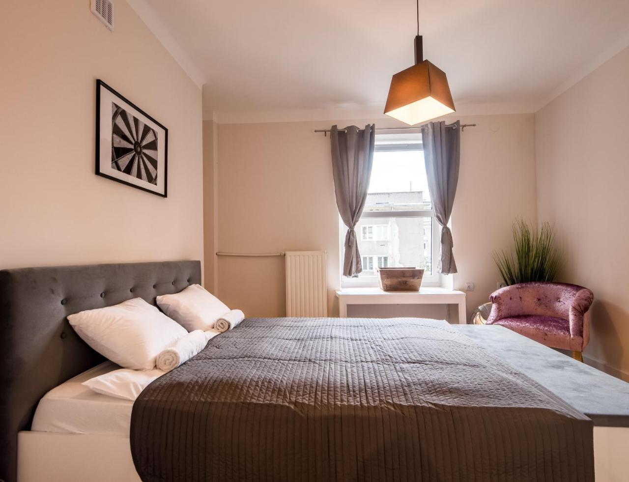 White 4rooms - Center Apartament