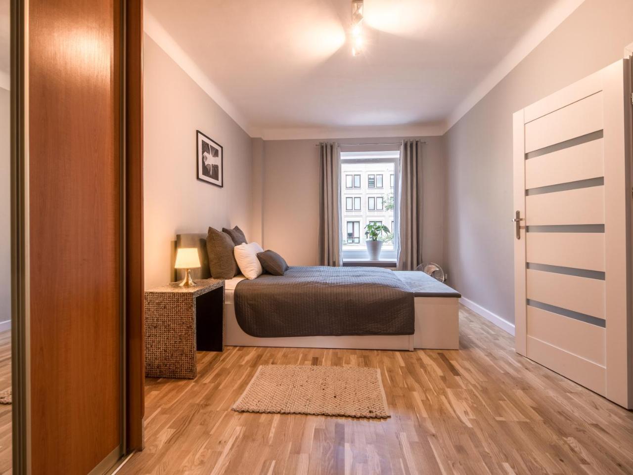 White 4rooms - Center Apartament *