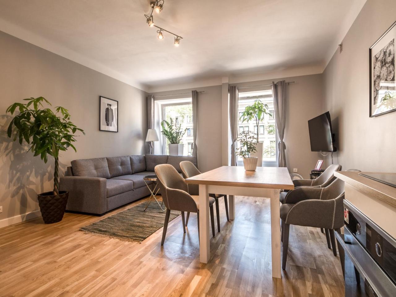 White 4rooms - Center *
